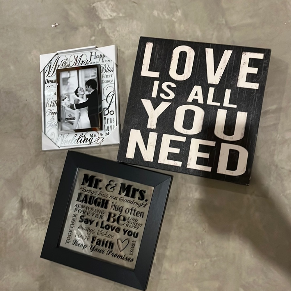 Love/wedding frames